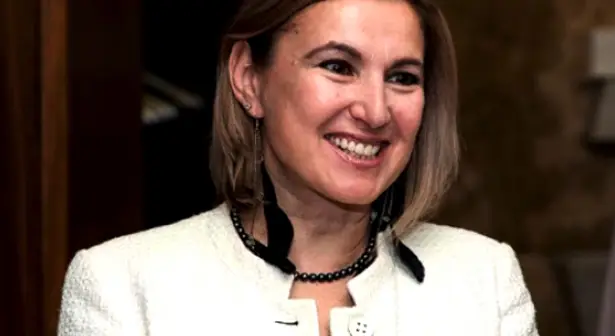 Elena Waller - Batyr AG leadership team